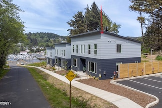 450 SE Shell Ave Unit 1, Depoe Bay, OR 97341