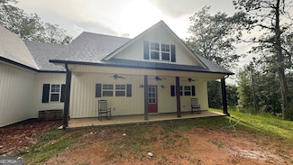 1440 McCard Lake Rd, Meansville, GA 30256
