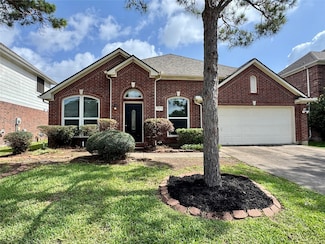 12422 Meadowglen Dr, Stafford, TX 77477