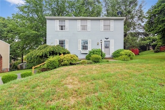366 Willow Hedge Dr, Monroeville, PA 15146