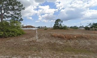 1702 NW 17th St, Cape Coral, FL 33993