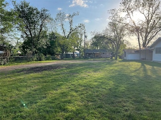 504 Alva, Thrall, TX 76578
