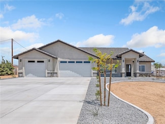13133 Olathe Rd, Apple Valley, CA 92308