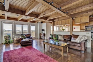 2 Montview Dr, Hanover, NH 03755