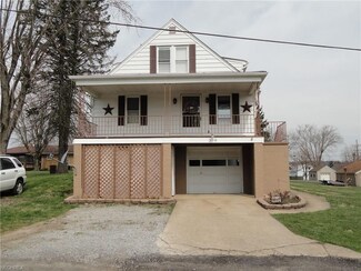 308 Arch St, Follansbee, WV 26037