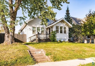 625 11th Ave, Two Harbors, MN 55616