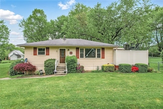 50 Davis Dr, Sharpsville, PA 16150