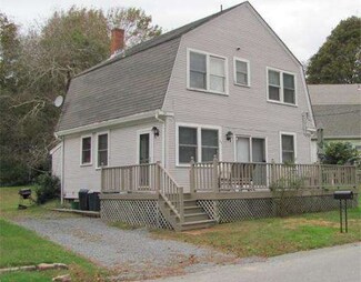 35 Savary Ave, Sagamore Beach, MA 02562