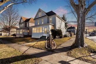 200 East Ave, East Syracuse, NY 13057