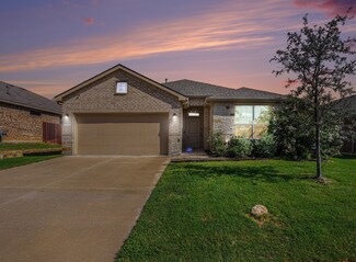 1912 Albany Ln, Cleburne, TX 76033