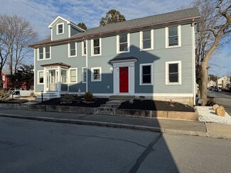 15 Cherry St Unit A, Fairhaven, MA 02719