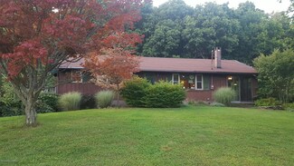 459 Jackson Rd, Dallas, PA 18612