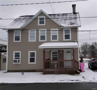 103 Denbeigh Ave, Oriskany, NY 13424