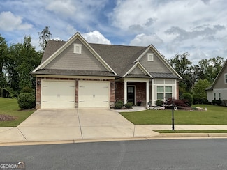 1790 Nestledown Dr, Cumming, GA 30040