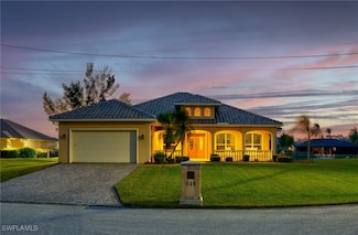 525 SW 8th Terrace, Cape Coral, FL 33991