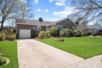 808 De Mott Ave, North Baldwin, NY 11510