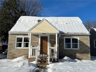 106 Hopson St, Utica, NY 13502