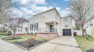 5 N Cambridge Ave, Ventnor City, NJ 08406