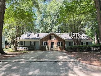 102 Cimmaron Ct, Cary, NC 27511