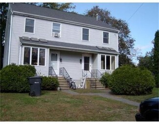 8 Belmont St, South Grafton, MA 01560