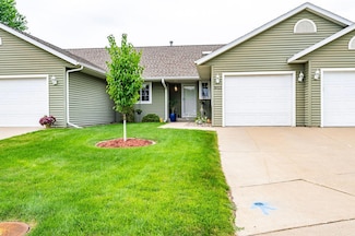 3021 Lakota Place, La Crosse, WI 54601
