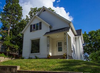 327 Lawton Terrace, Council Bluffs, IA 51503