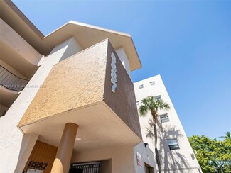 8887 Fontainebleau Blvd Unit 103, Miami, FL 33172