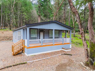 7743 Rogue River Hwy, Rogue River, OR 97537