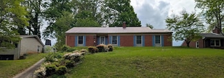 187 Oakwood Cir, Danville, VA 24541