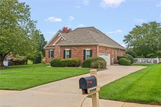 133 Fox Den Cir, Statesville, NC 28677