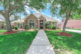 2604 Sunday House Ct, Pearland, TX 77584