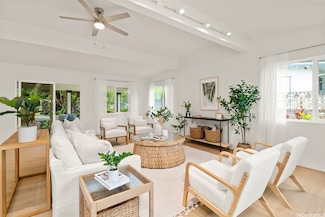 1126 Lunaai St, Kailua, HI 96734