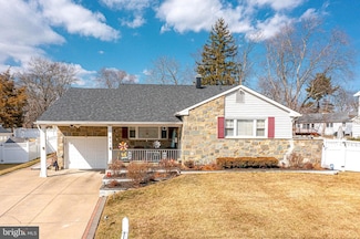 411 Barby Ln, Cherry Hill, NJ 08003