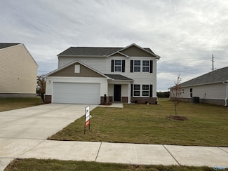 112 Vulcan St, Owens Cross Roads, AL 35763