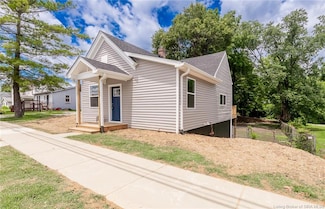 158 Cherry St, New Albany, IN 47150