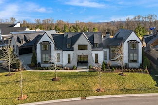 8001 Backwoods Pvt Dr, College Grove, TN 37046