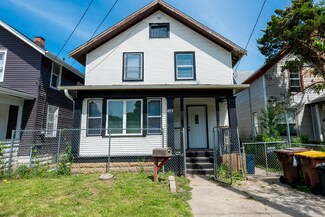 453 N Avon St, Rockford, IL 61101