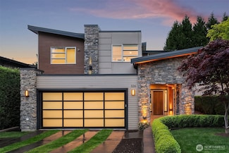326 7th Ave S, Kirkland, WA 98033