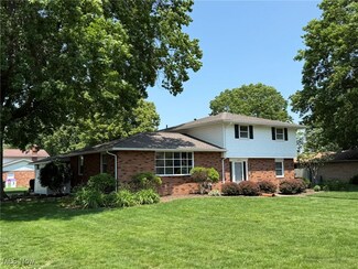 205 Providence Ave SE, New Philadelphia, OH 44663