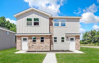 935 River Rd, Fort Worth, TX 76114