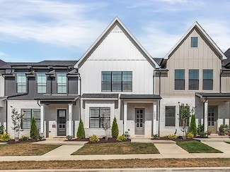 2681 Bramblewood Ln, Thompson's Station, TN 37179