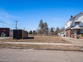 17129 Strasburg St, Detroit, MI 48205