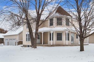 1299 Bellflower Ln NE, Owatonna, MN 55060