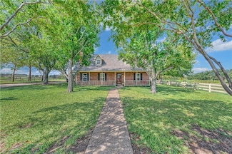443 Rost Rd, Mc Gregor, TX 76657