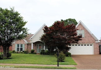 6904 Braybourne Main, Olive Branch, MS 38654
