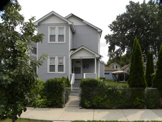 1833 Hovland Ct, Evanston, IL 60201