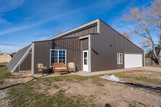 526 N Warren Ave, Glendo, WY 82213