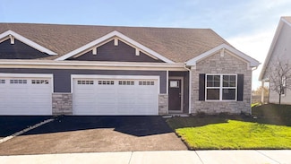 1128 Bluebell Ln, Bartlett, IL 60103