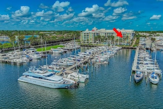 806 E Windward Way Unit 401, Lantana, FL 33462