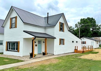 128 W North St E, Gas City, IN 46933